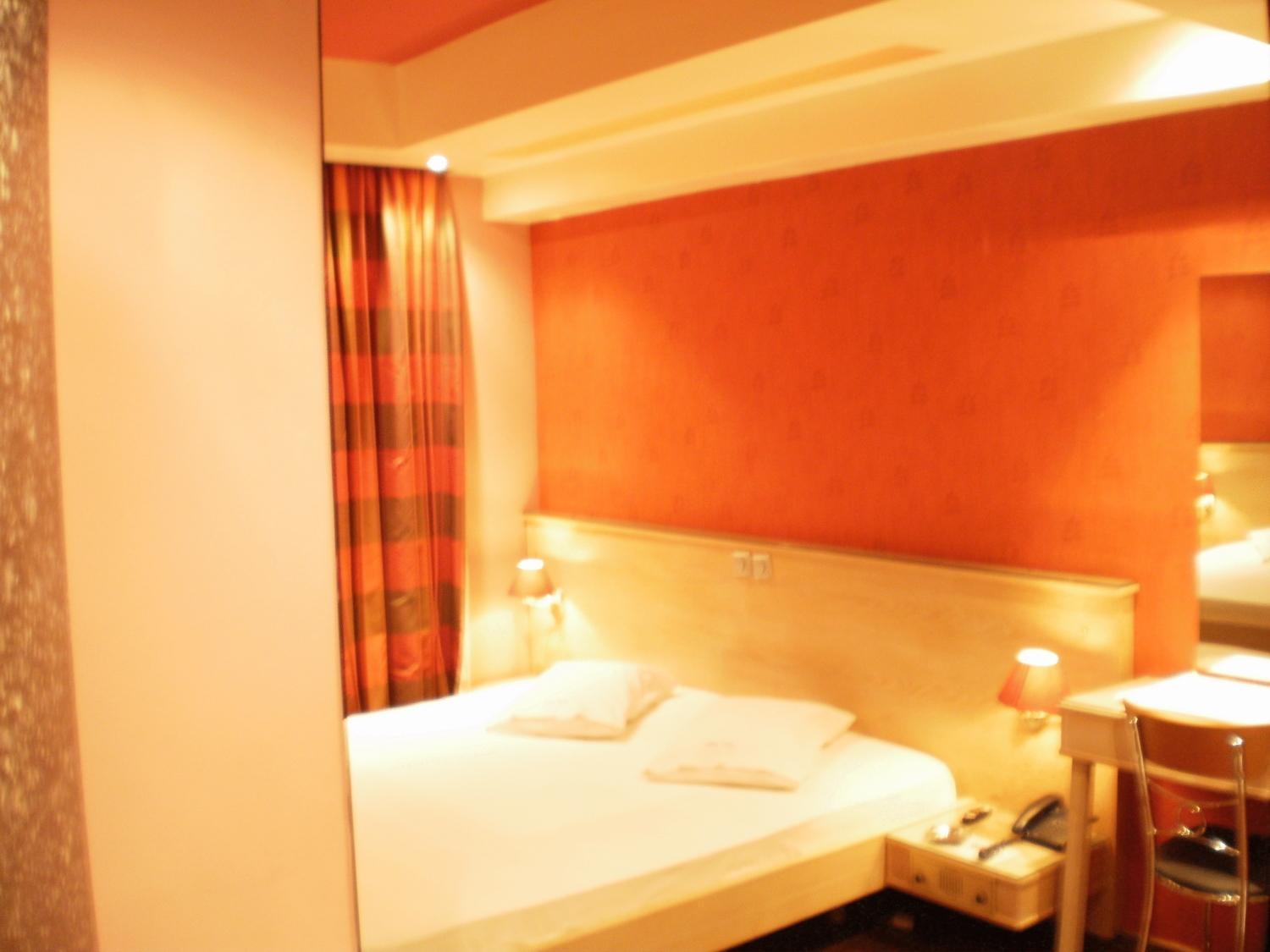 Hotel Niki Pireus Exteriör bild