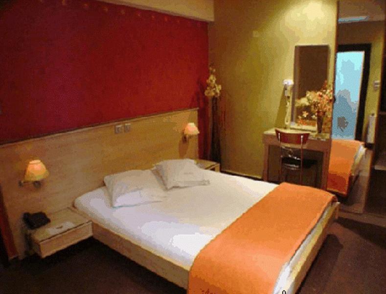 Hotel Niki Pireus Exteriör bild